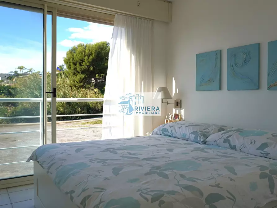 Immagine 13 di Bilocale in vendita  in Via Gianni Cozzi 1 a Santo Stefano Al Mare