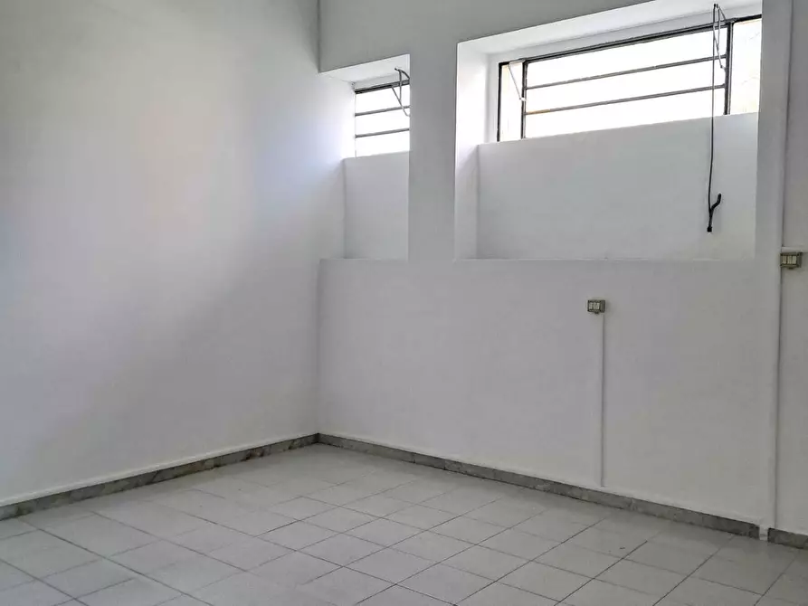Immagine 15 di Laboratorio in affitto  in Via del Pescara 5 a Lanciano