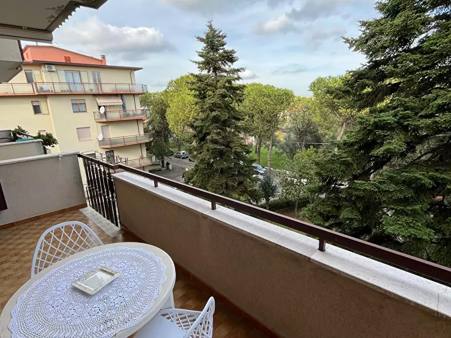 Immagine 3 di Trilocale in vendita  in Via Giangiulio Adamo 46 a Lanciano