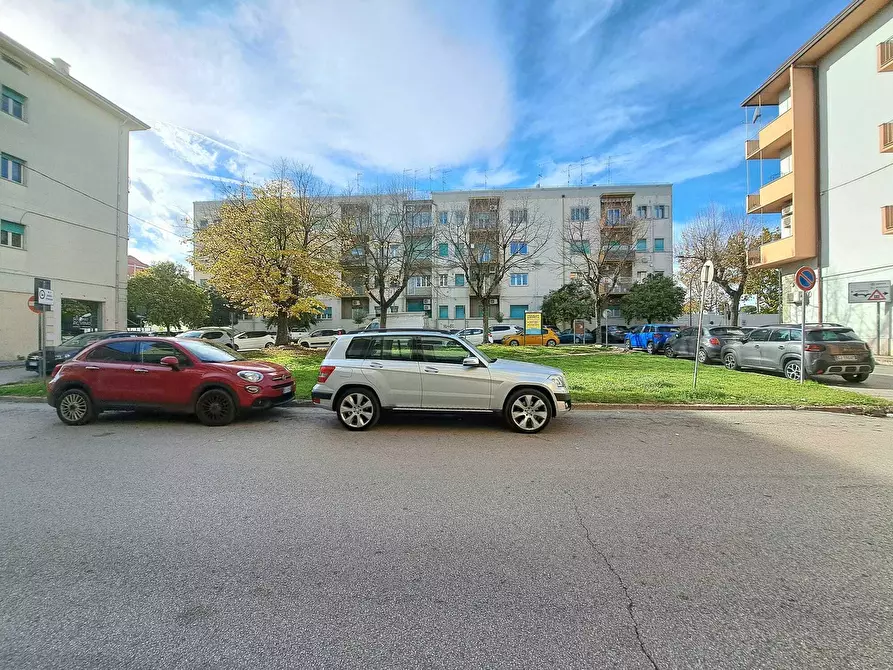 Immagine 25 di Laboratorio in affitto  in Via del Pescara 5 a Lanciano