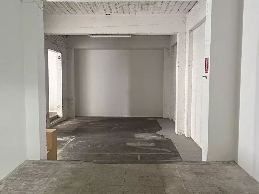 Immagine 1 di Laboratorio in affitto  in Via del Pescara 5 a Lanciano