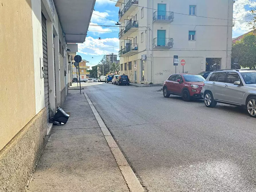 Immagine 24 di Laboratorio in affitto  in Via del Pescara 5 a Lanciano