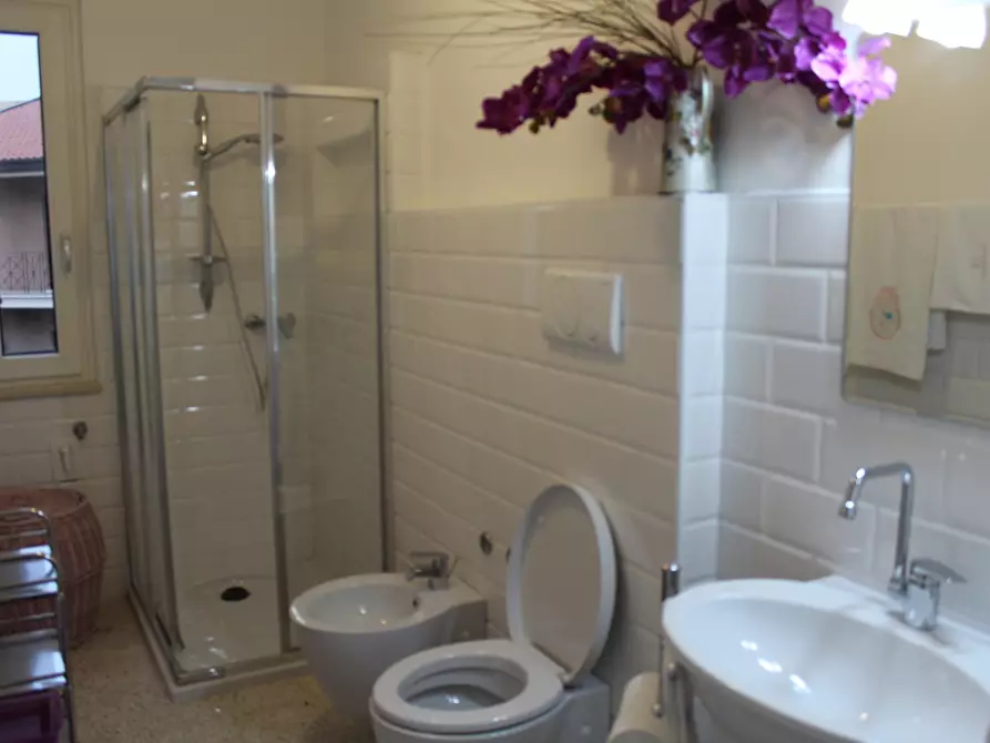 Immagine 7 di Pentalocale in affitto  a Casoli