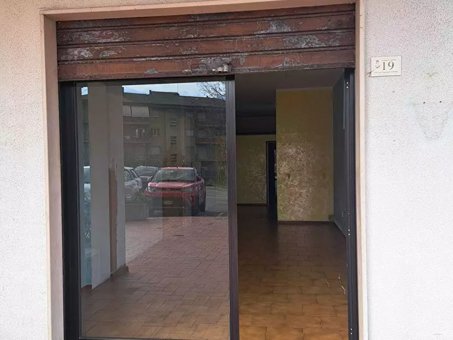 Immagine 17 di Locale commerciale in affitto  in via San Francesco d' Assisi 3 a Lanciano