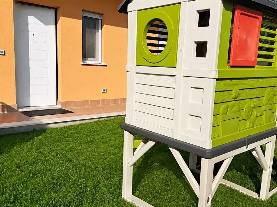 Immagine 2 di Pentalocale in vendita  in Via Morge 13 a Castel Frentano