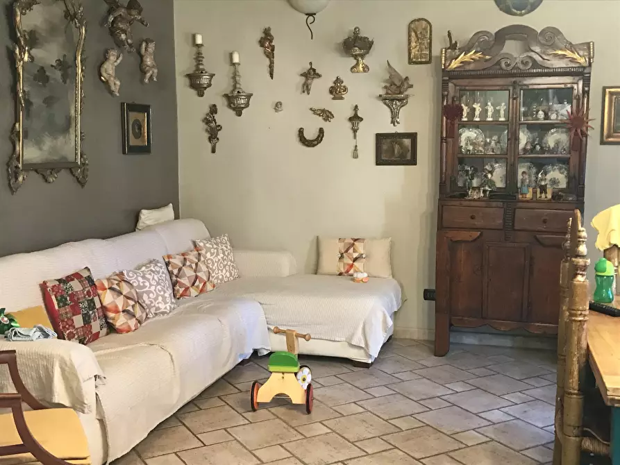 Immagine 3 di Bilocale in vendita  in Via Armando Diaz a Cecina