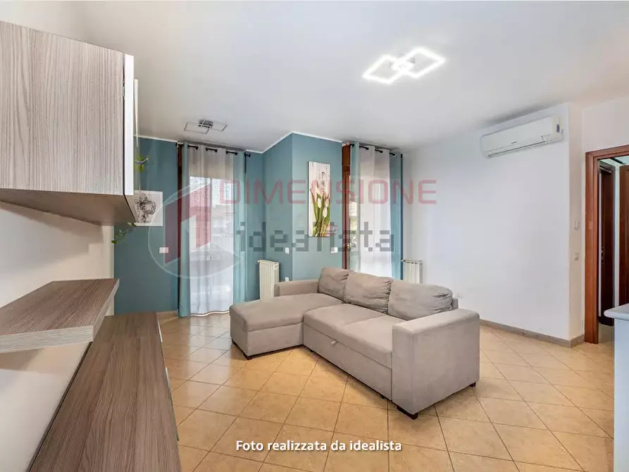 Immagine 1 di Bilocale in vendita  in Via Massa di San GiulianoVia di Massa san Giuliano a Roma