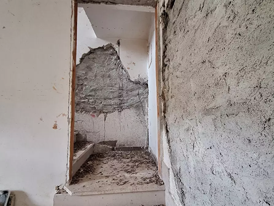 Immagine 4 di Quadrilocale in vendita  in Via Folignate 1 a Visso