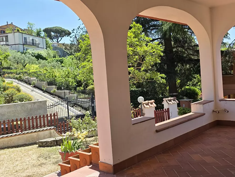 Immagine 55 di Villa in vendita  in Via Aldo Moro 11 a Castelnuovo Di Porto