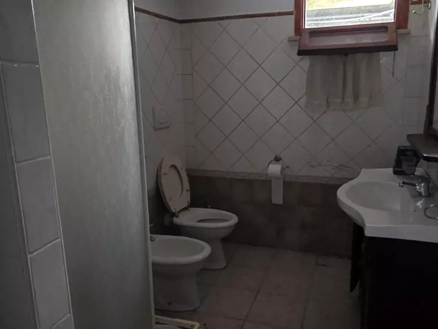 Immagine 76 di Palazzo in vendita  in Via Giovanni Pascoli 18 a Morlupo