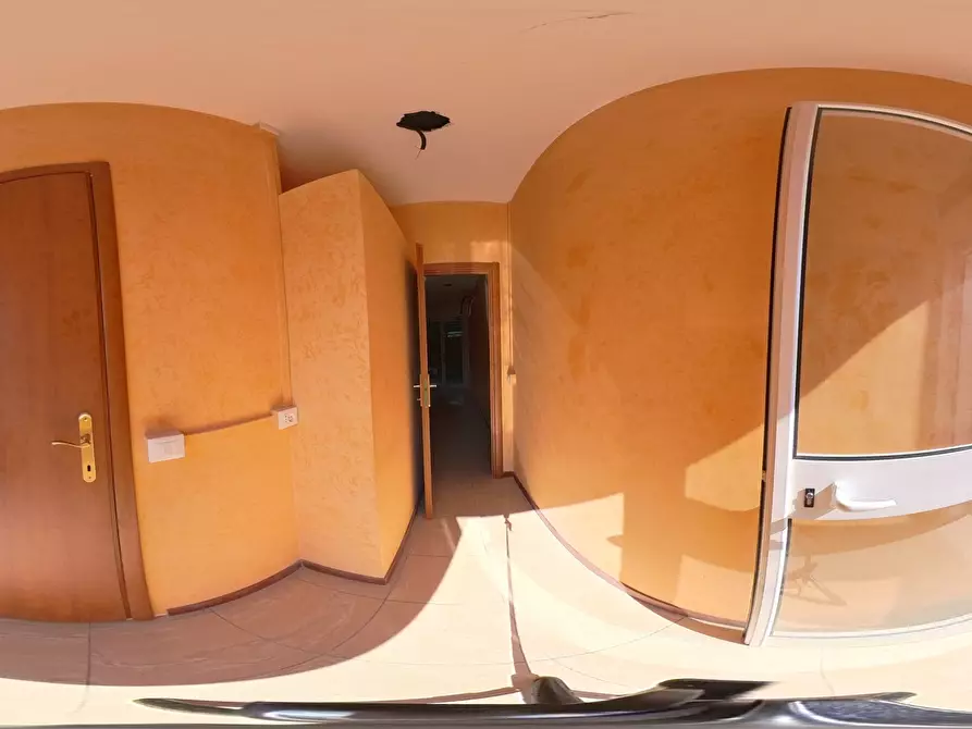 Immagine 10 di Locale commerciale in affitto  in Via San Michele 22 a Morlupo