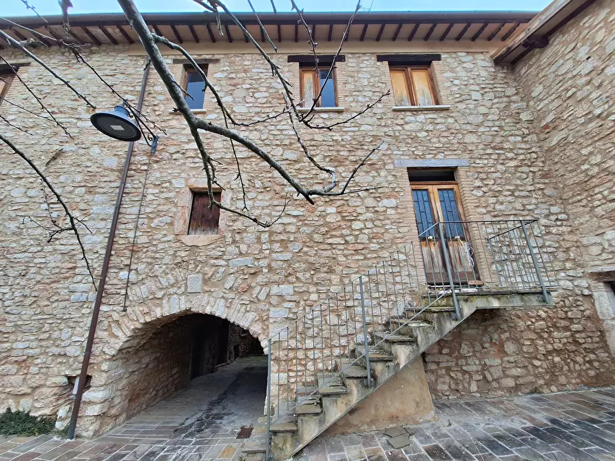 Immagine 16 di Quadrilocale in vendita  in Via Folignate 1 a Visso