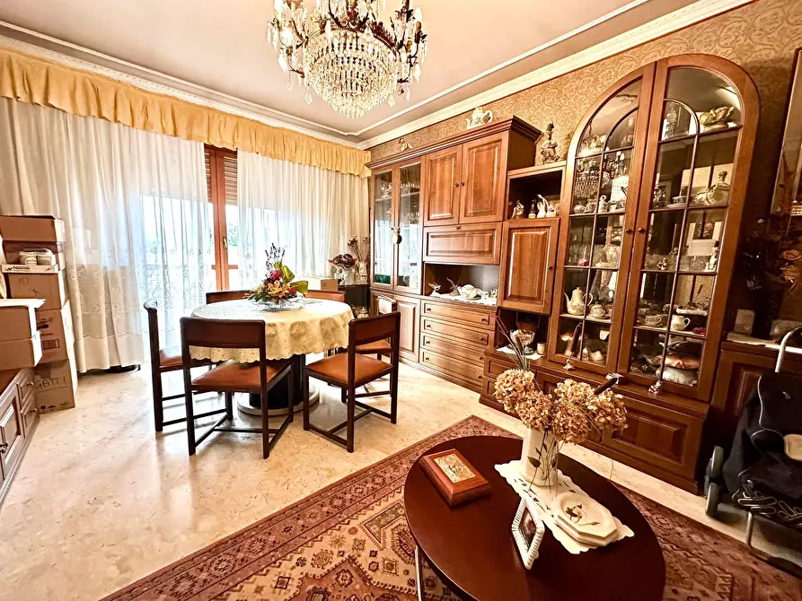 Immagine 15 di Quadrilocale in vendita  a Ciriè