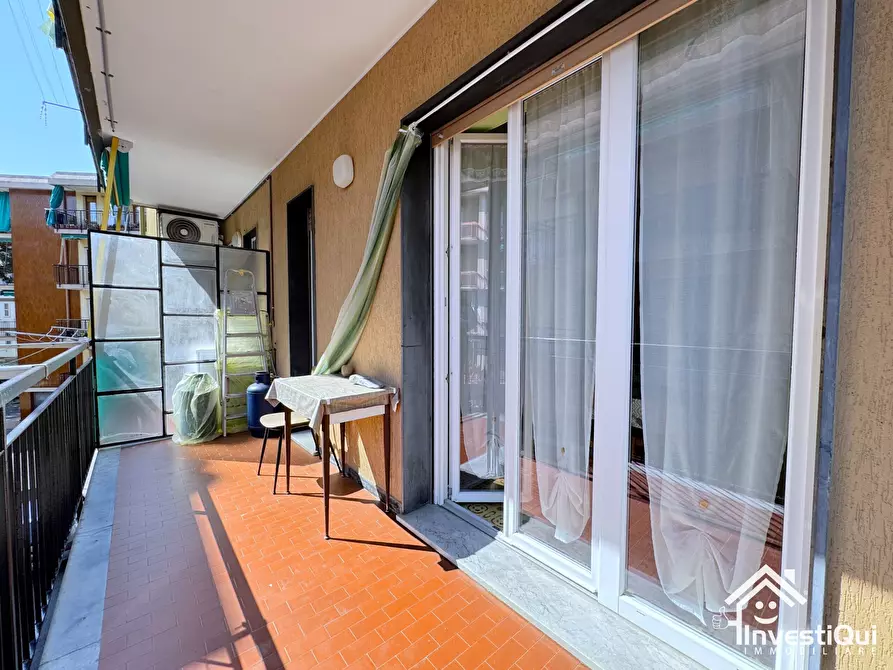 Immagine 17 di Bilocale in vendita  in Via Eugenio Montale 21 a Pietra Ligure