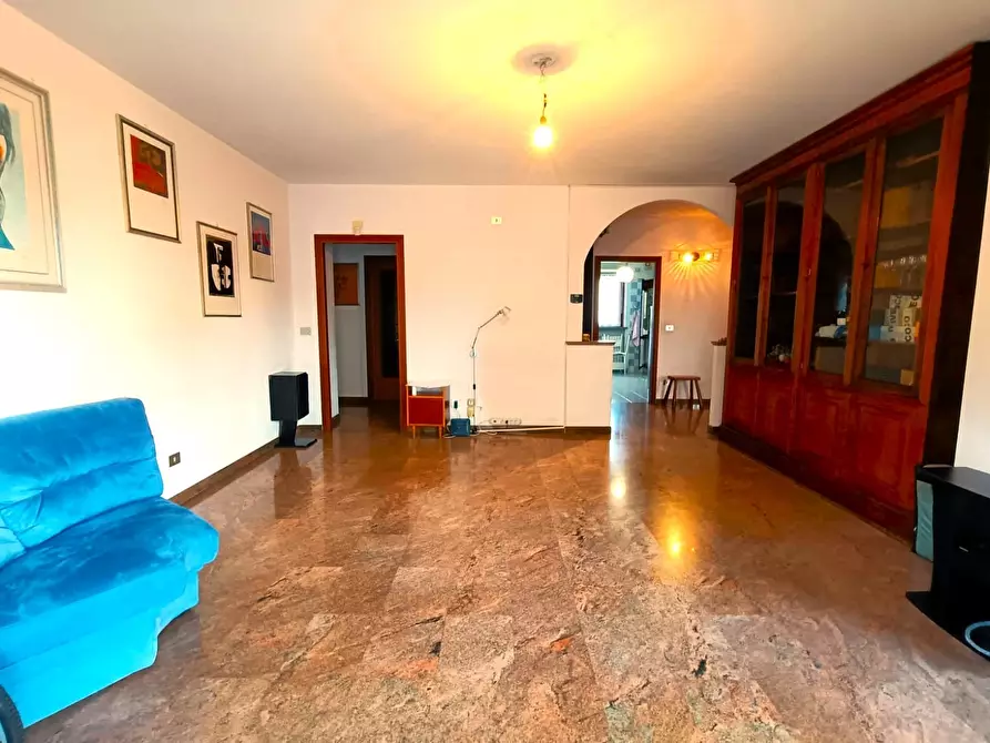 Immagine 4 di Pentalocale in vendita  in Via Villarbasse 32 a Torino