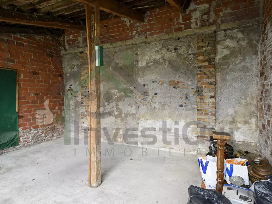 Immagine 33 di Quadrilocale in vendita  in Via Robassomero 15 a Ciriè