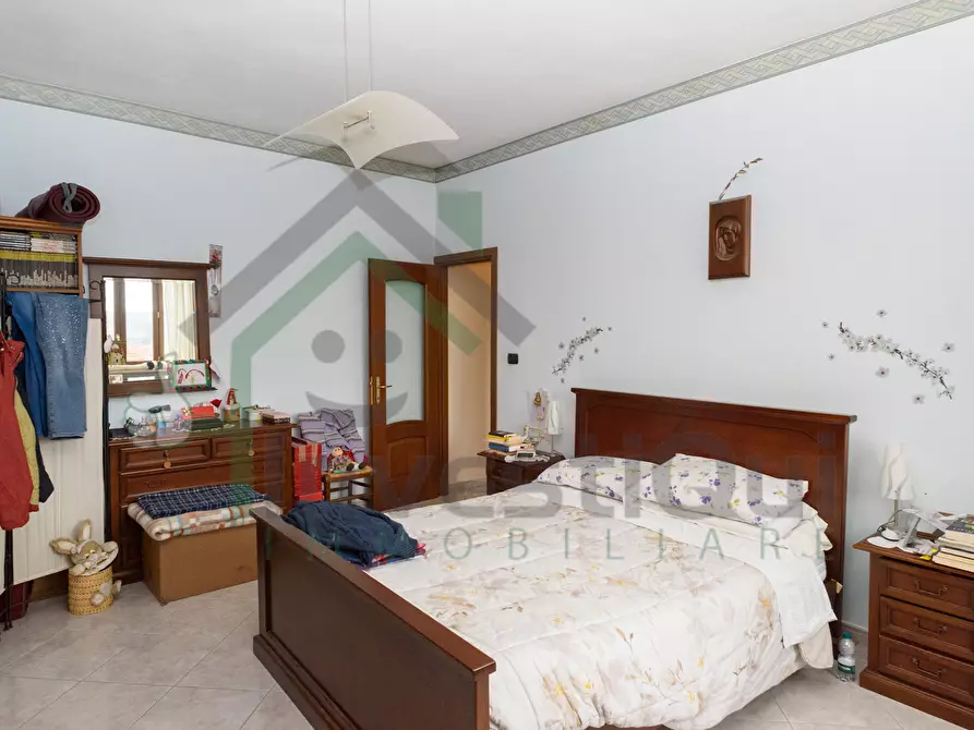 Immagine 15 di Quadrilocale in vendita  a Nole