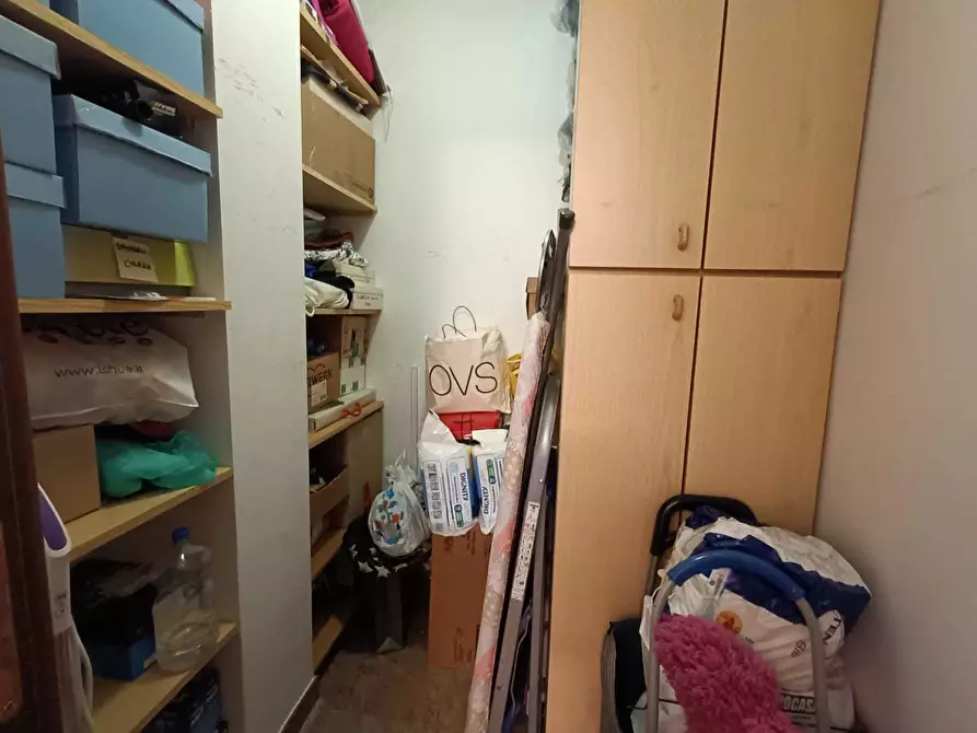 Immagine 36 di Pentalocale in vendita  in Via Villarbasse 32 a Torino