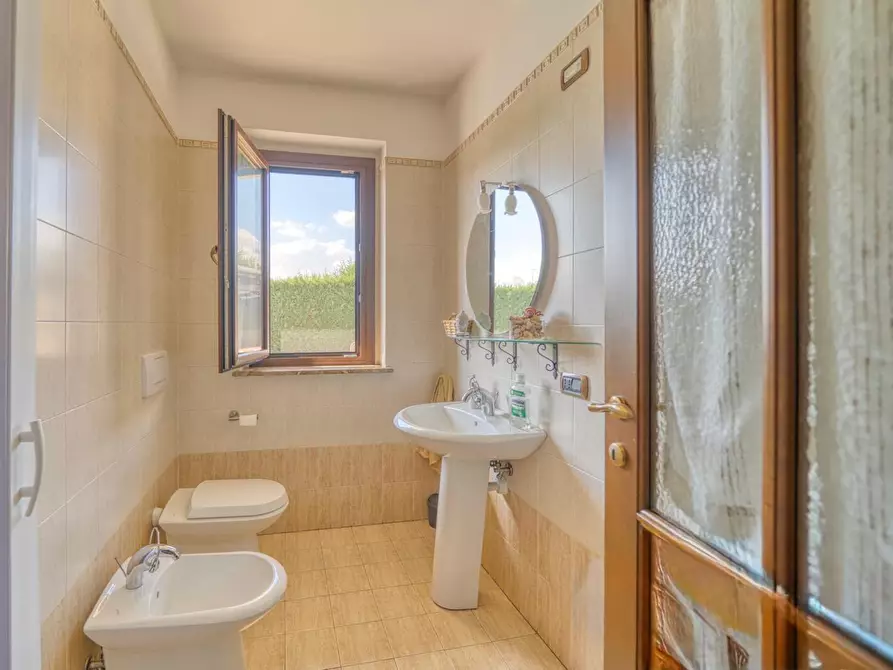 Immagine 22 di Villa in vendita  in Viale Paradiso a Rivarossa