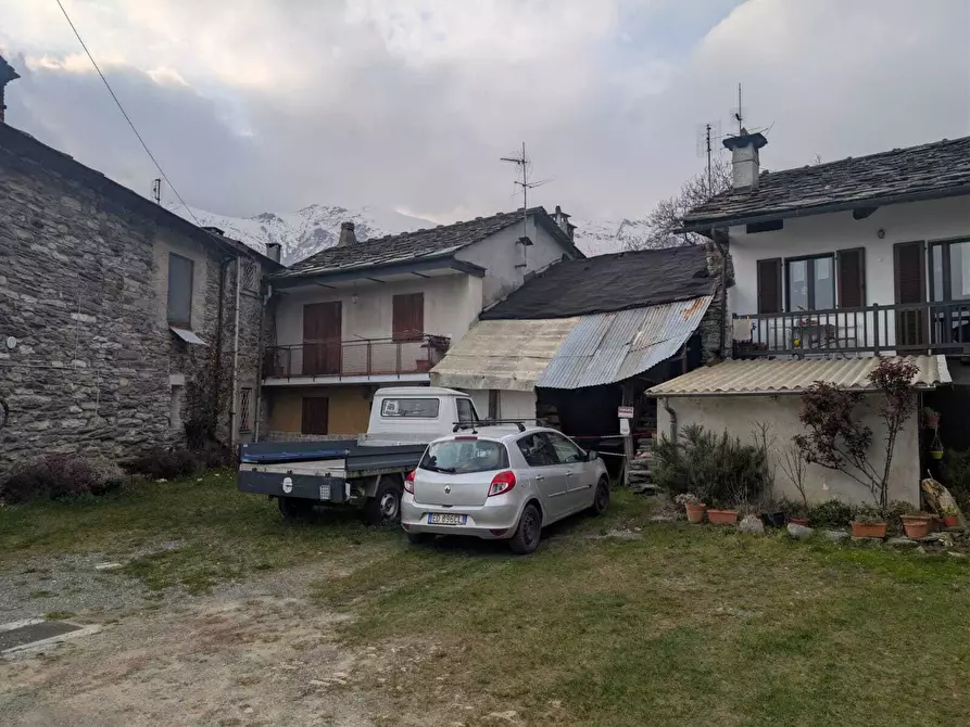 Immagine 2 di Rustico / casale in vendita  in Piazza Caduti per la Libertà 34 a Corio