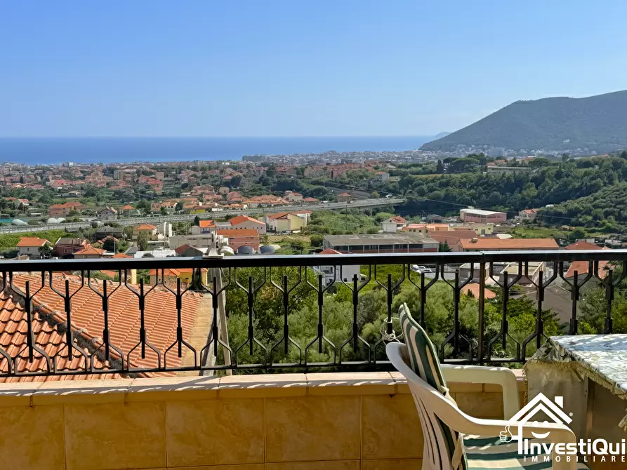 Immagine 23 di Bilocale in vendita  in Via Degli Orsolani 102 a Loano