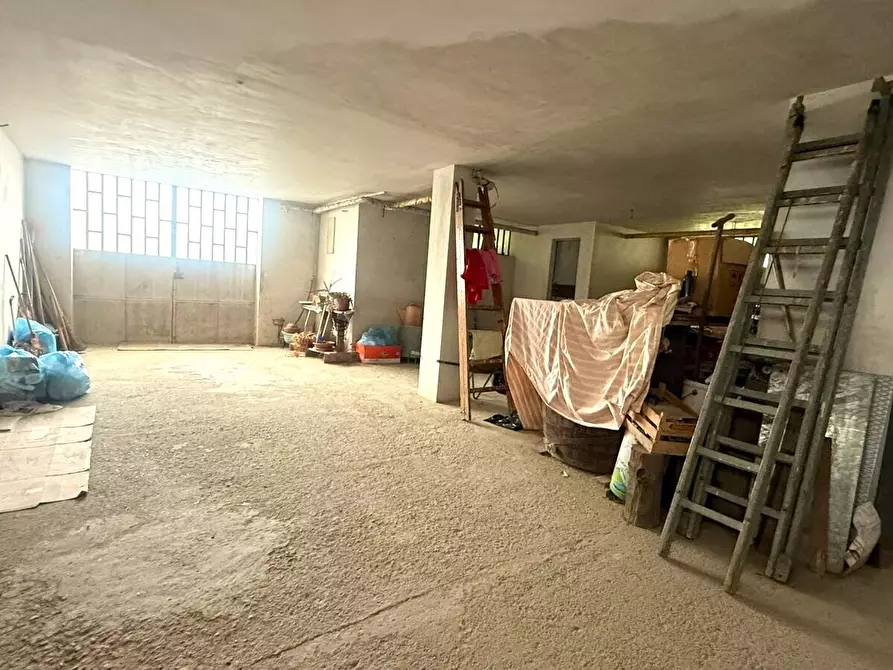 Immagine 34 di Villa in vendita  in Via Chiappè 14 a Nole