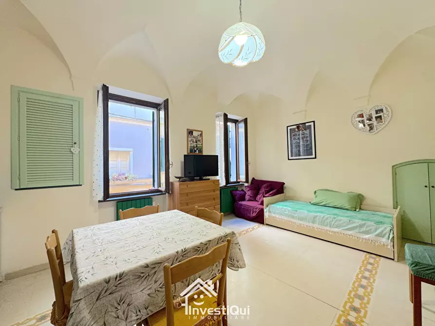 Immagine 3 di Bilocale in vendita  in Via Rocca Crovara 16 a Pietra Ligure
