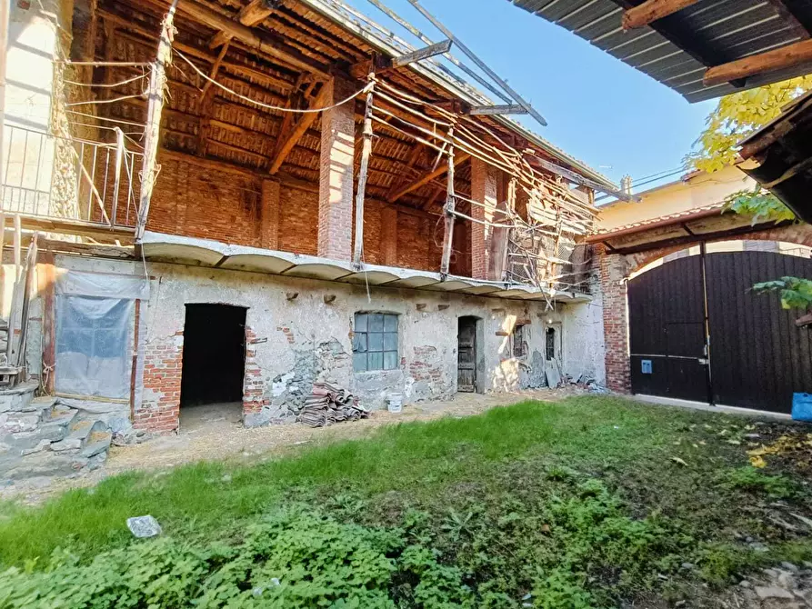 Immagine 10 di Terratetto in vendita  in Via Macario Clemente 15 a Ciriè