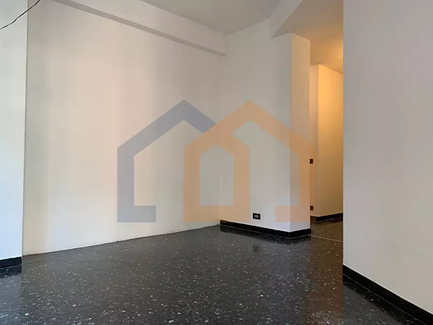 Immagine 3 di Appartamento in vendita  in Via Venezia 4 a Savona