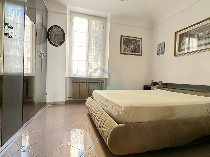 Immagine 8 di Pentalocale in vendita  in Via Piave 25 a Savona