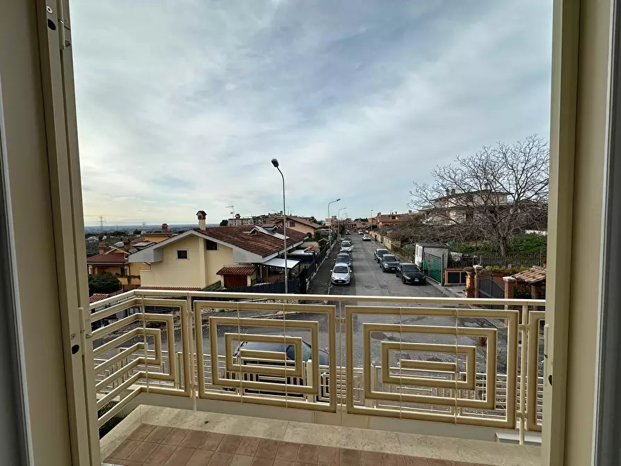 Immagine 23 di Casa bifamiliare in vendita  in Via Giacomo Leopardi a Fonte Nuova