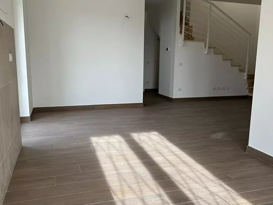 Immagine 6 di Casa bifamiliare in vendita  in Via Giacomo Leopardi a Fonte Nuova