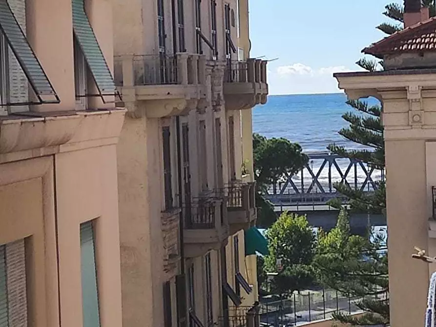 Immagine 18 di Bilocale in affitto  a Chiavari