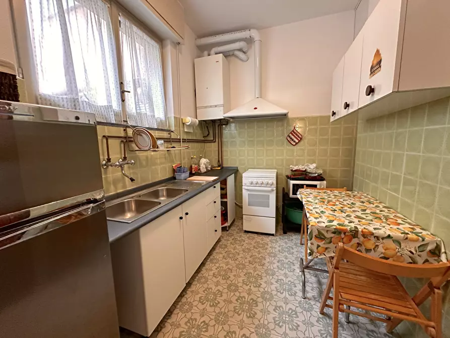 Immagine 9 di Trilocale in affitto  a Chiavari