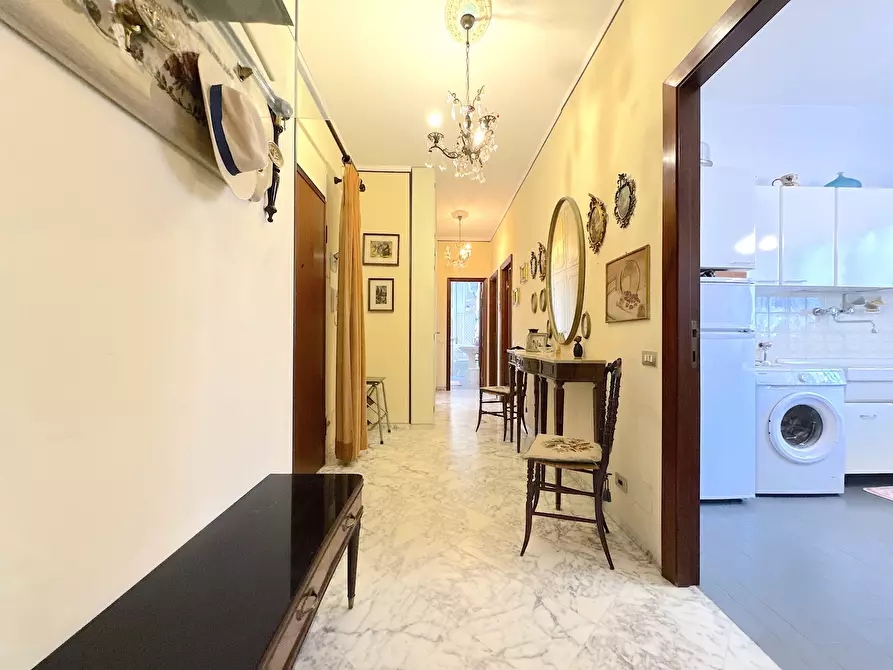 Immagine 17 di Trilocale in vendita  a Lavagna