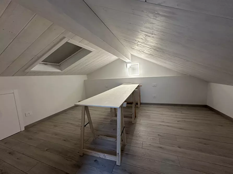 Immagine 12 di Ufficio in affitto  a Chiavari