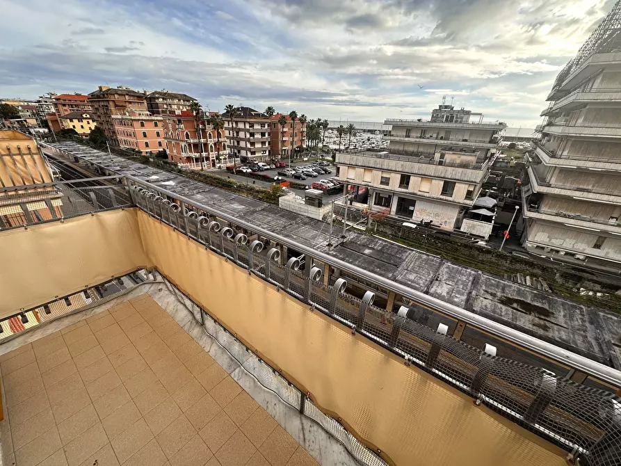 Immagine 24 di Trilocale in affitto  in Piazza Madonna dell'Orto a Chiavari