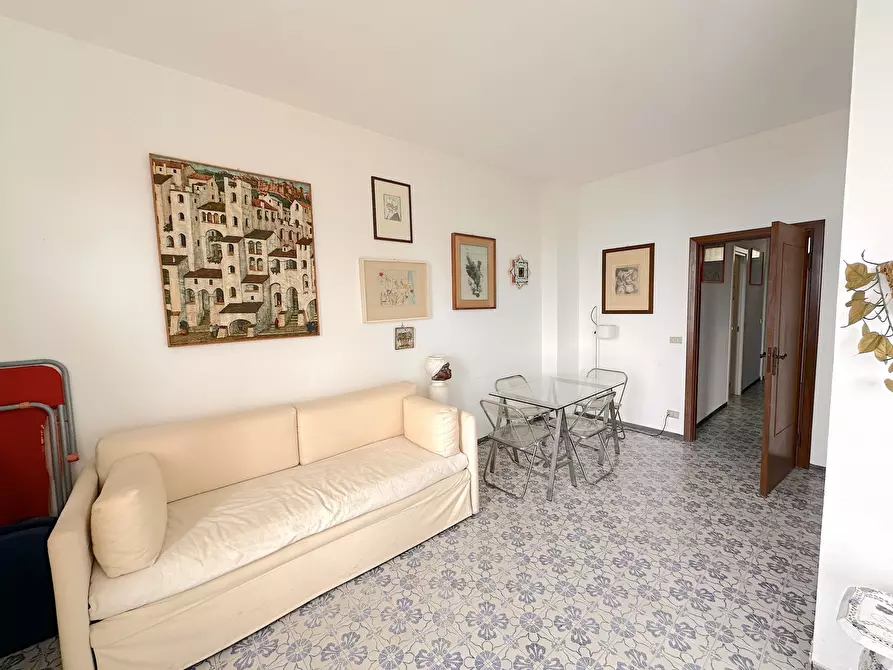 Immagine 4 di Trilocale in affitto  a Chiavari