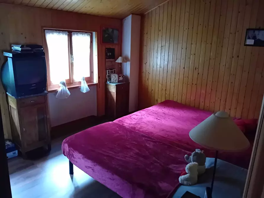 Immagine 12 di Villetta a schiera in vendita  a Bedonia