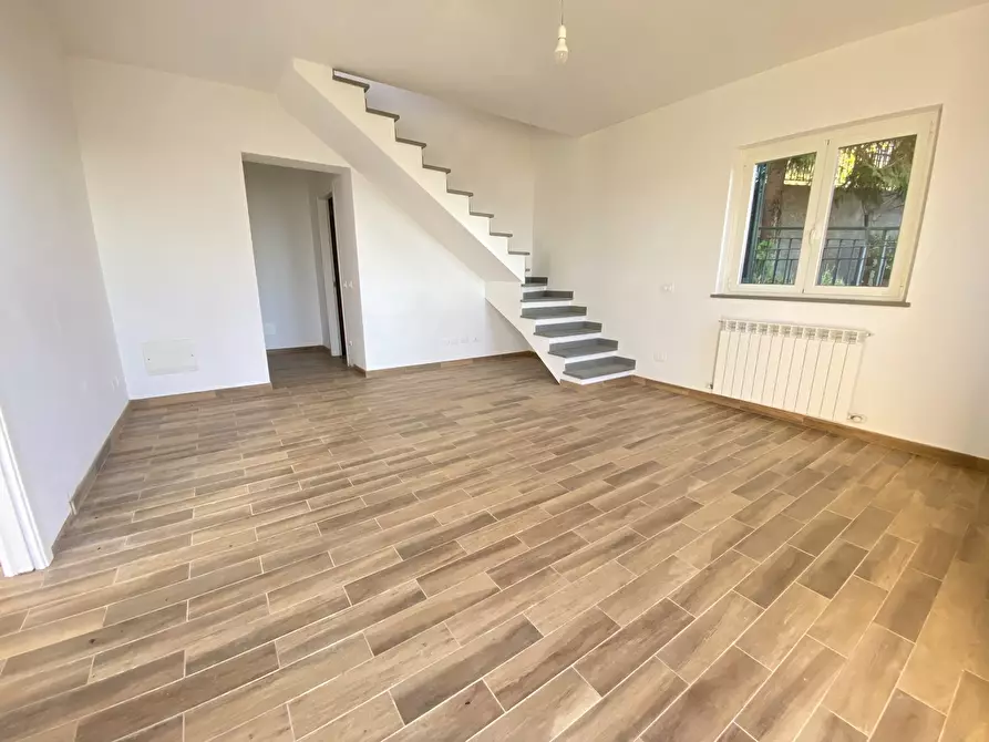 Immagine 3 di Casa indipendente in vendita  a Cogorno