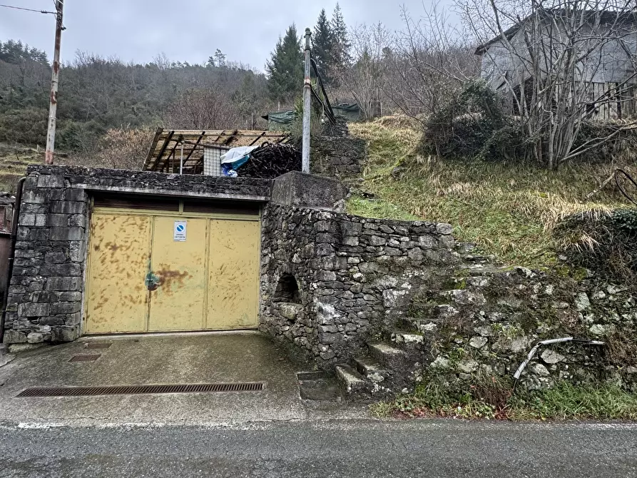 Immagine 4 di Porzione di casa in vendita  a San Colombano Certenoli