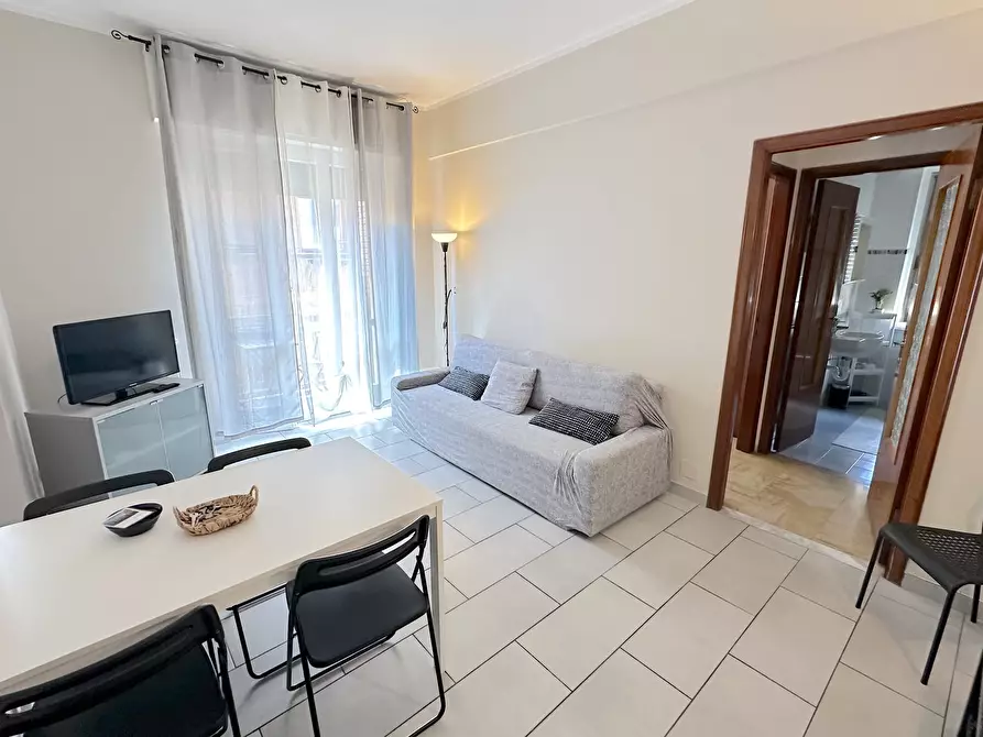 Immagine 1 di Bilocale in vendita  a Chiavari