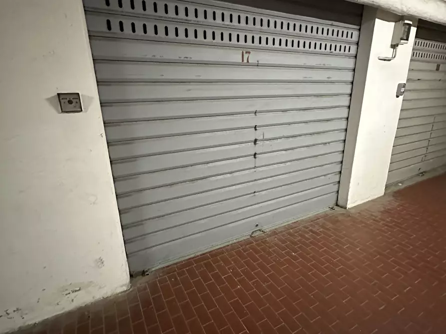 Immagine 18 di Trilocale in vendita  in Corso Cristoforo Colombo 11 a Chiavari