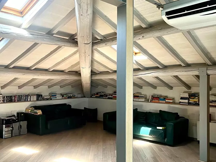 Immagine 8 di Villa in vendita  in Via XX Settembre a Firenze