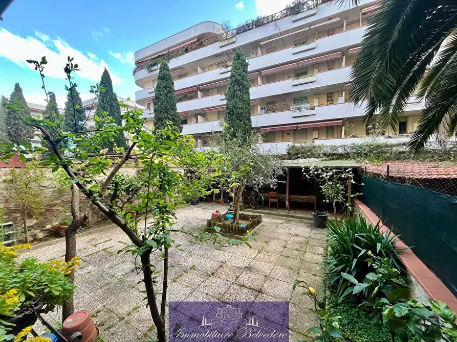 Immagine 6 di Quadrilocale in vendita  in Via dei Vanni a Firenze