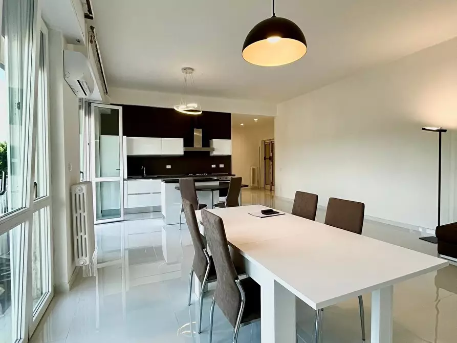 Immagine 6 di Trilocale in affitto  in Via Sidney Sonnino a Firenze