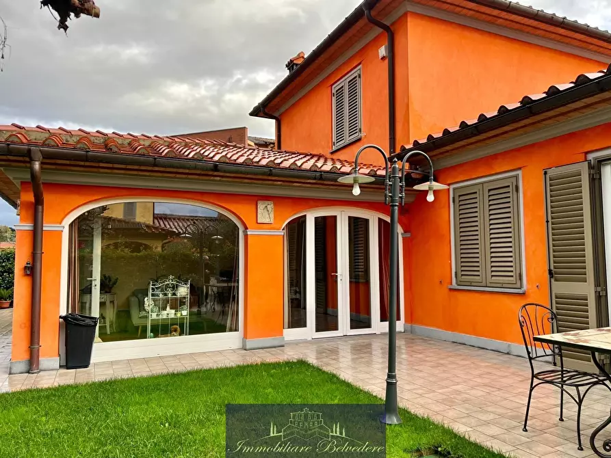 Immagine 43 di Villa in vendita  in Via Eugenio Montale a Montale