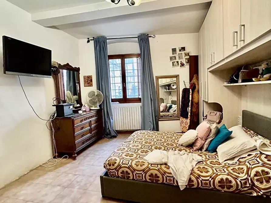 Immagine 15 di Appartamento in vendita  in Via Dante da Castiglione a Firenze