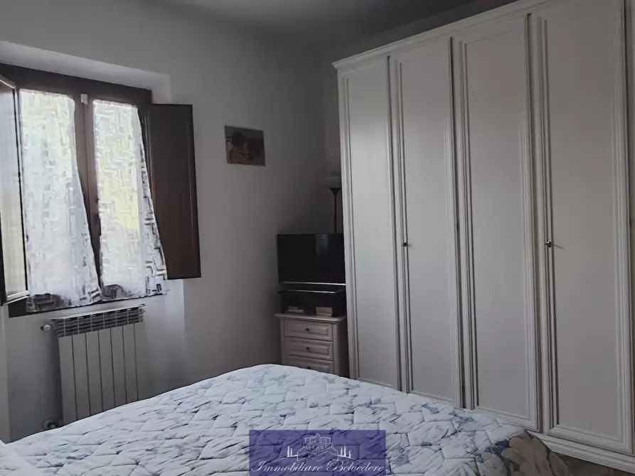 Immagine 8 di Appartamento in vendita  in Via Livornese a Lastra A Signa