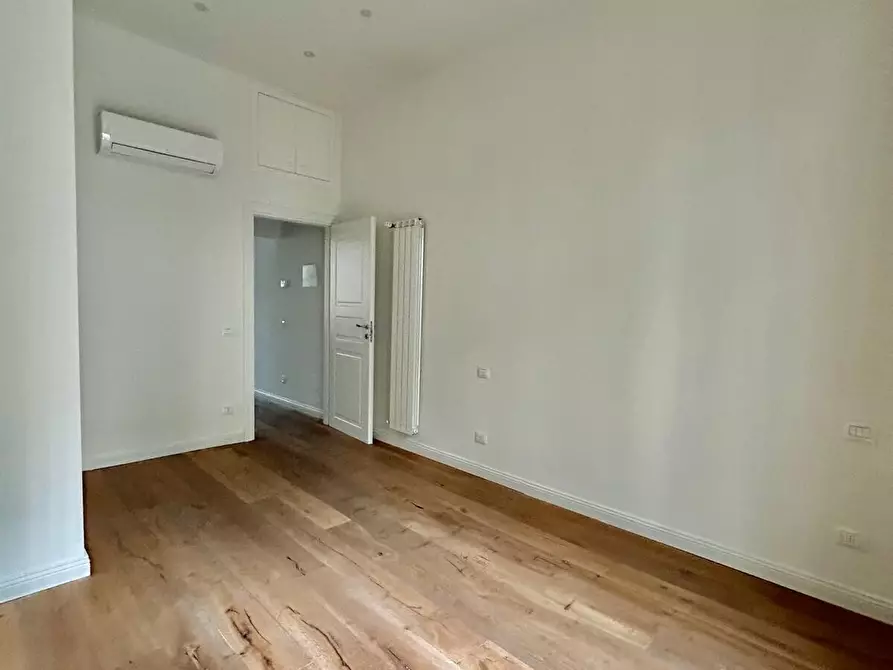 Immagine 11 di Bilocale in vendita  in Via della Torretta a Firenze
